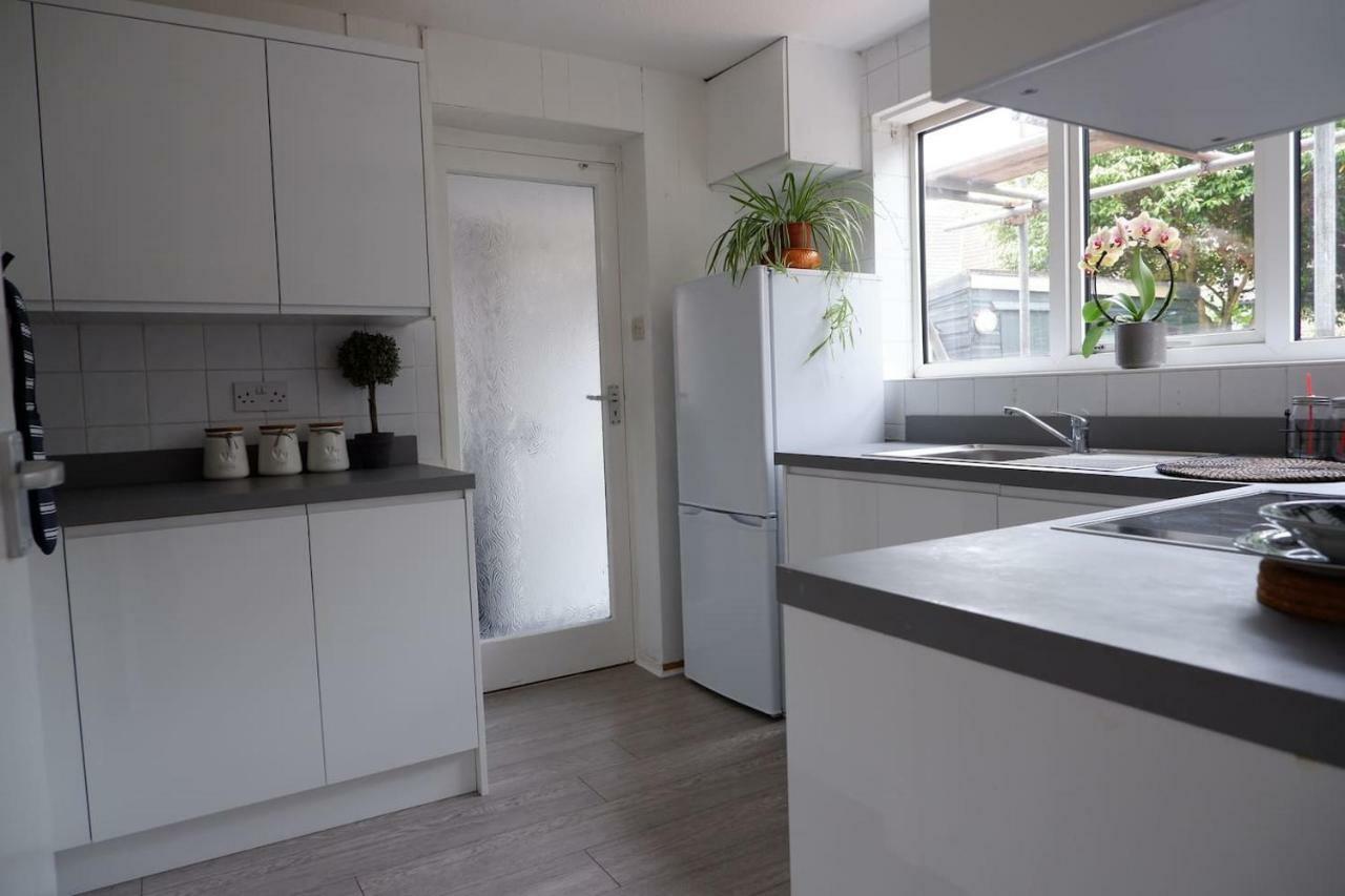 포크스턴 Idyllic 3-Bed House. 5-Min From Channel Tunnel 빌라 외부 사진